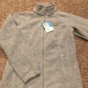 Ladies small gray fleece Columbia zip up